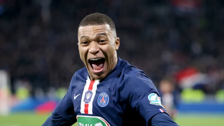 Kylian Mbappé is nog steeds een fortuin waard, ook na de crisis.