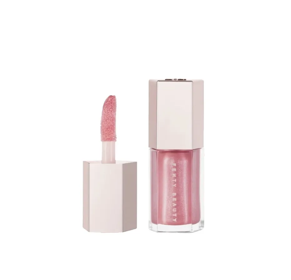 Van gloss tot olie tot lippenstift: déze 10 producten voor je lippen wil je nú proberen.
