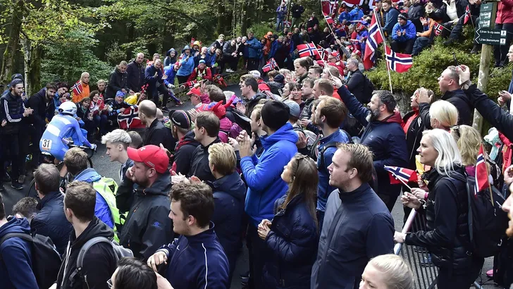 Noren doneren massaal voor begrotingstekort WK organisatie