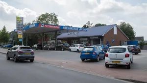 Prijsverschil groeit: waarom tanken over de grens in 2026 voor meer Nederlanders rendabel is