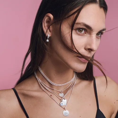 Met de graveerbare sieraden van Pandora geef je pas écht een persoonlijk cadeau