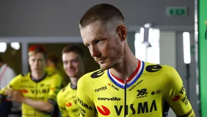 Dylan van Baarle verruilde afgelopen seizoen Team Visma | Lease a Bike voor Soudal Quick-Step. En daarmee ook de noodzaak om zo licht als mogelijk te zijn.