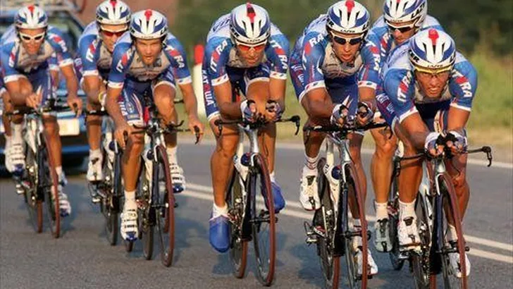 VUELTA VANDAAG: Ploegentijdrit in de avond