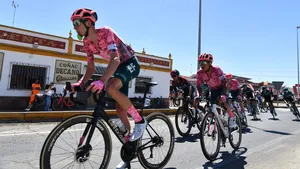 La Vuelta ciclista a Espana 22-16