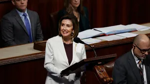 Waarom Nancy Pelosi wit droeg op haar laatste dag als Speaker