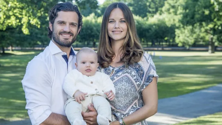 Lieve plaatjes doop prins Alexander van Zweden