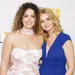 Emma Deckers en Daphne Deckers op de première van Dubbel Zes