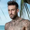 Temptations Fabrizio showt hoe hij eruitzag zonder baard