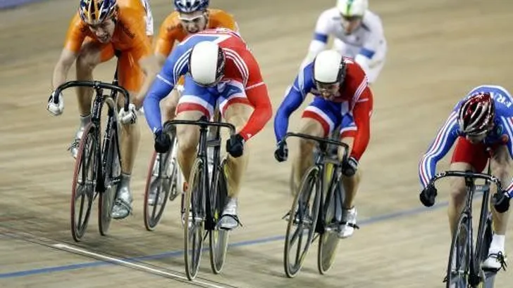 Bos grijpt naast het goud op onderdeel keirin