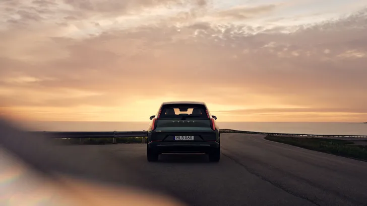 Volvo ziet verkoop dalen en stapt over op kwartaalrapportage: alle hoop op EX60