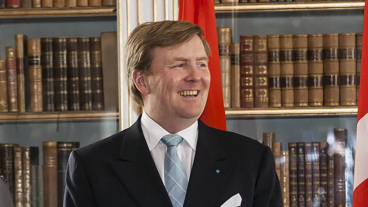Huh: Willem-Alexander niet herkend bij privé feestje