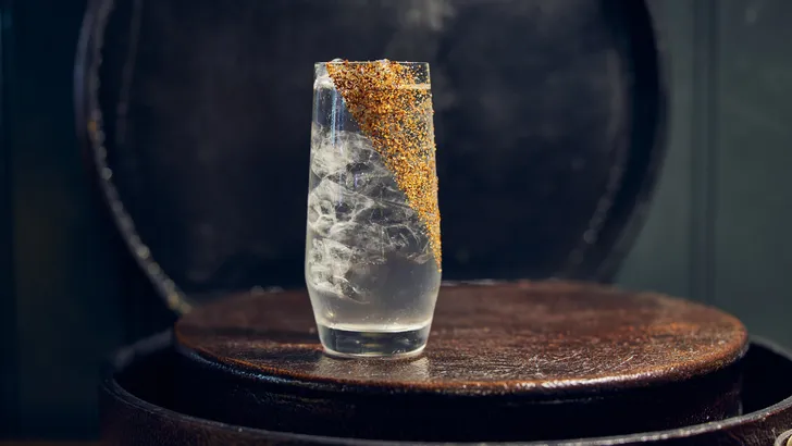 Zo maak je de The Governess cocktail van het Pulitzer Hotel
