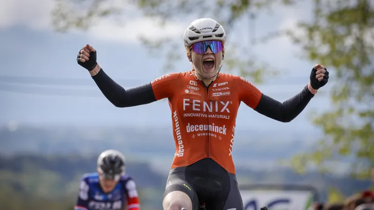 puck pieterse wint waalse pijl