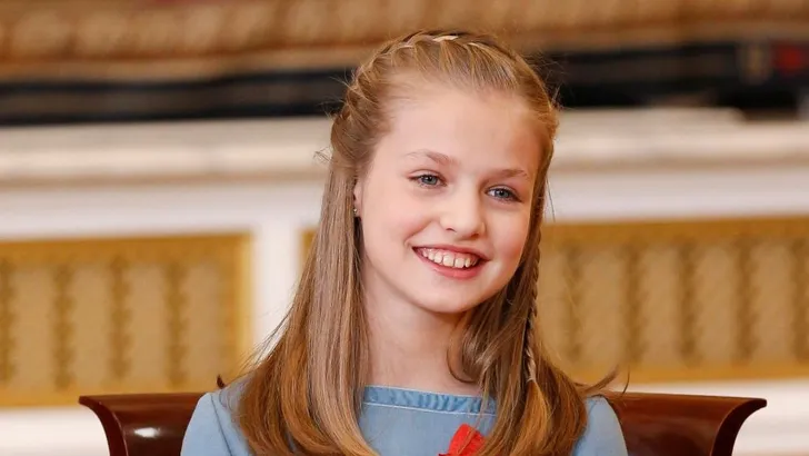 13 x kroonprinses Leonor (13) als kersverse tiener