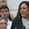 Stijlinspiratie: de powerpakken en parelkettingen van vice-president Kamala Harris | Nouveau