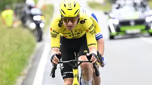 Team Visma | Lease a Bike maakte dinsdag zijn selectie voor de Tour de France bekend. Net als vorig jaar staat er geen Nederlander aan de start bij de belangrijkste ploeg uit ons land.