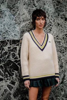 Model en ontwerpster Marta Sanchez Castañeda bij Lacoste tijdens Paris Fashion Week, oktober 2024.