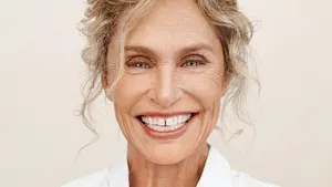 Lauren Hutton's beautyregiem: 'Water en zeep, schat'  