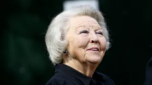 Bellissima: zó brengt prinses Beatrix de zomervakantie door