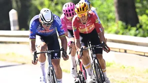 Tobias Johannessen neemt over van Mathieu van der Poel.