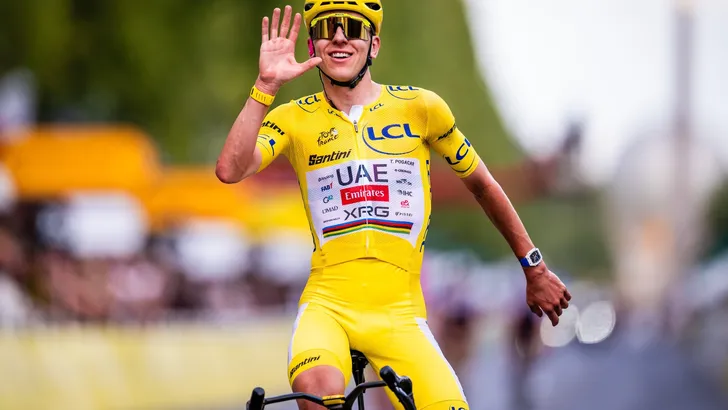Tadej Pogacar zal volgende week als grote favoriet aan de start staan van de Vuelta a España. De Sloveen was volgens Johan Bruyneel nog tijdens de Tour de France ermee bezig.