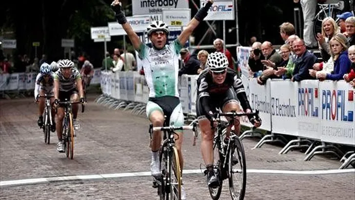 Vos wint in Gieten rit drie van de Ladies Tour
