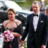 Wauw: Maria Teresa straalt in sprookjesachtige Oscar de la Renta-japon | Nouveau