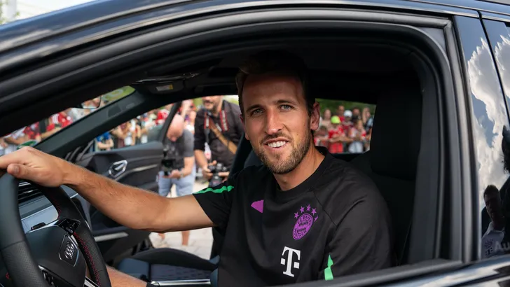 Harry Kane heeft een autocollectie van 1,2 miljoen, maar deze harde regel dwingt hem zijn daily driver in te ruilen
