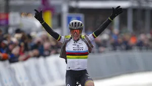 Van Vleuten: 'Geeft wel aan hoe de UCI erin staat'