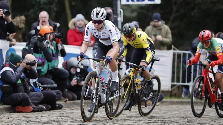 Omloop Het Nieuwsblad 2024 women elite