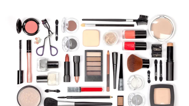 Met deze beauty hacks bespaar je iedere ochtend zeeën van tijd