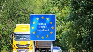 Deze Duitse verkeersregel mag van drie op de tien Nederlanders direct naar ons land komen
