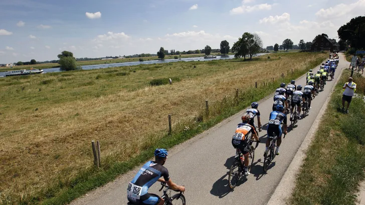 Eindstreep: De dag van Spilak, Dennis, Majka, Bennett, Kittel, Gonçalves, Van Aert en vele anderen