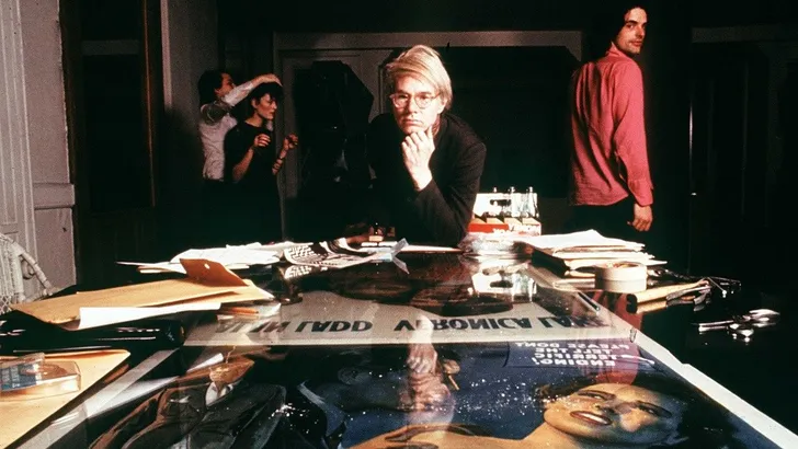 Biopic over Andy Warhol in de maak 