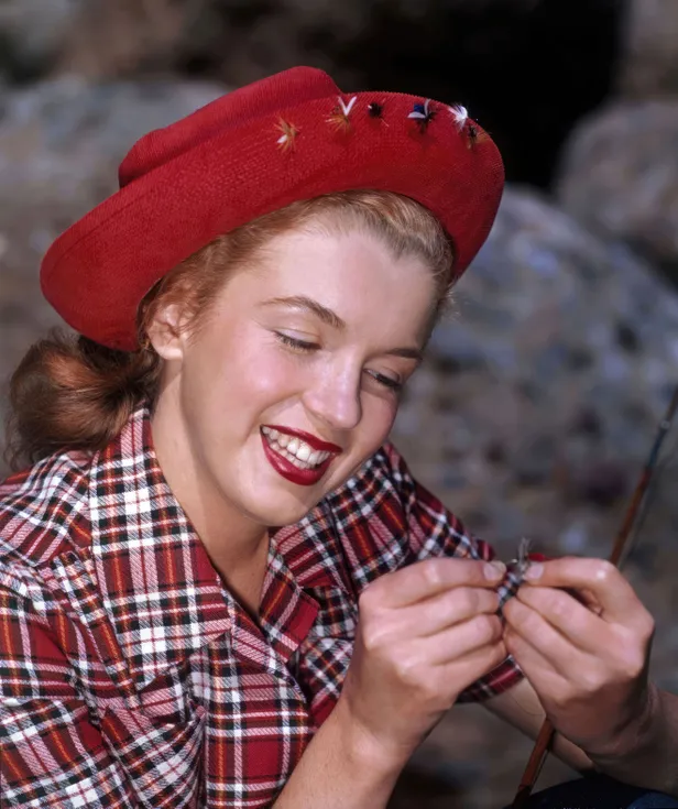 Foto van Marilyn Monroe, toen nog Norma Jeane, uit 1946.