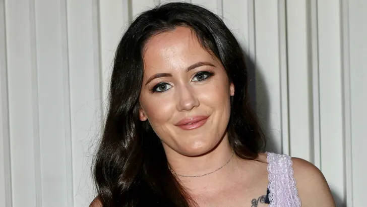 Man Teen Mom-ster geeft doden hond Jenelle Evans toe