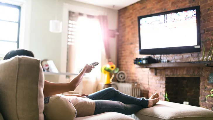 Dit doet bingewatchen met je gezondheid