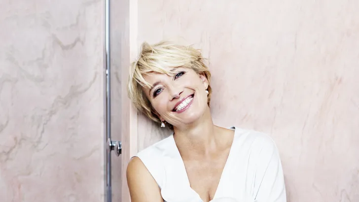 Exclusief interview met Emma Thompson: 'Mensen die geld te over hebben, veranderen soms net zo goed in monsters'