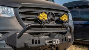 Deze Mercedes Sprinter is een designstudio op wielen, maar de prijs verdeelt camperaars