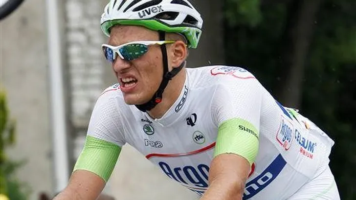 TOUR: Kittel helemaal leeg aan de finish