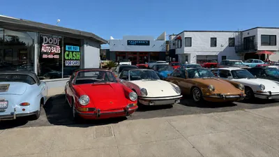Deze Porsche-dealer verkoopt uitsluitend barnfinds, waaronder de auto van een moordenaar