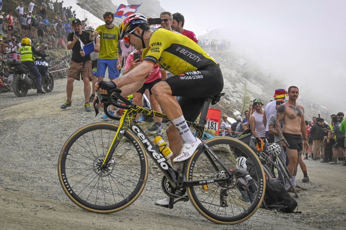Mede-'zwaargewichten' Hoole en Van der Hoorn geven inkijkje in hoe knap de prestaties van Van Aert b