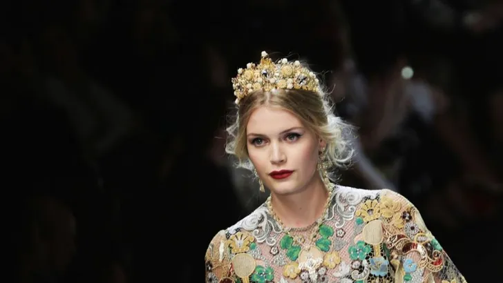 Royals veroveren de catwalk bij Dolce & Gabbana