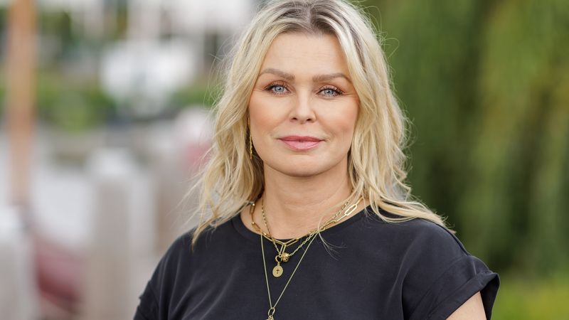 Bridget Maasland schrijft boek: 'Hoe word ik 50?' | Nouveau