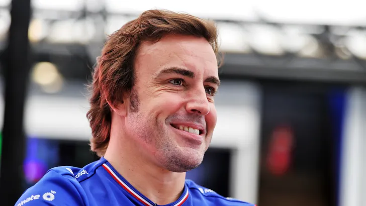 Alonso: 'Crash Verstappen-Hamilton was ongevaarlijk race incident'