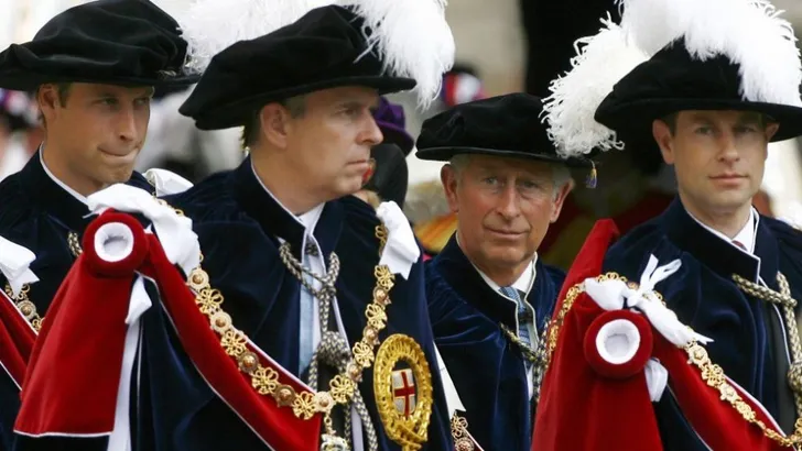 Ruzie bij de Windsors: prins Charles vs de Yorkies
