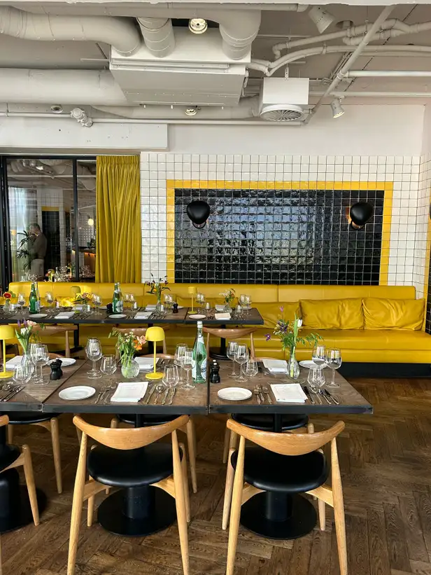 Foto van het interieur van Celia Amsterdam 