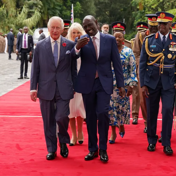 Aankomst van koning Charles en koningin Camilla in Kenia, 2023.