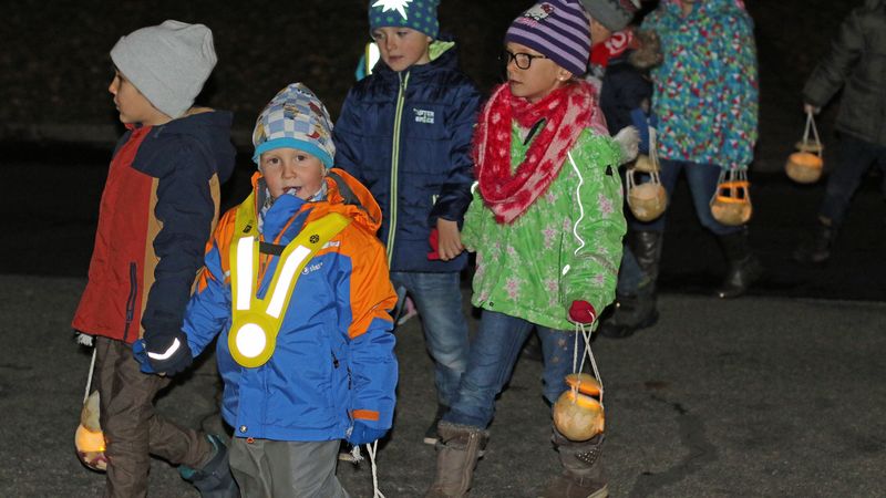 18 Heerlijke herinneringen aan Sint Maarten lopen | Upcoming