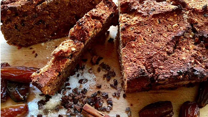 Het is vandaag bananen brood dag en dit recept is een aanrader!